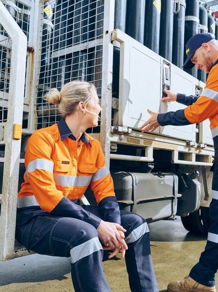 BL8438T Bisley Apex 185 Women's Taped Hi Vis FR Vented Shirt